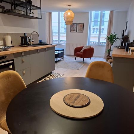 Joli Appartement Au Coeur De Macon Luaran gambar